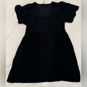 Old Navy black lightweight dress size large